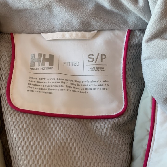 Heely Hanson jacket. Thick. Basically brand new without tags. - Picture 2 of 4